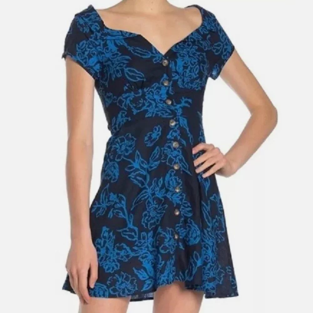 $128 NWT Free People A Thing Called Love Mini Dress Size‎ 6 Navy Combo Boho 90s